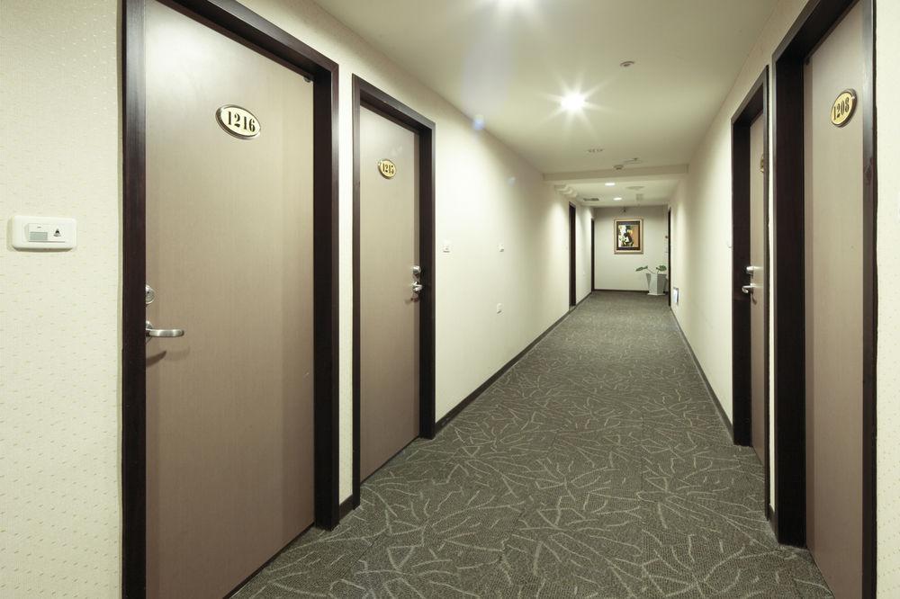 Lincoln Hotel 타이난 외부 사진
