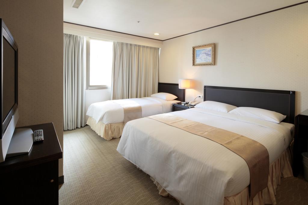 Lincoln Hotel 타이난 외부 사진