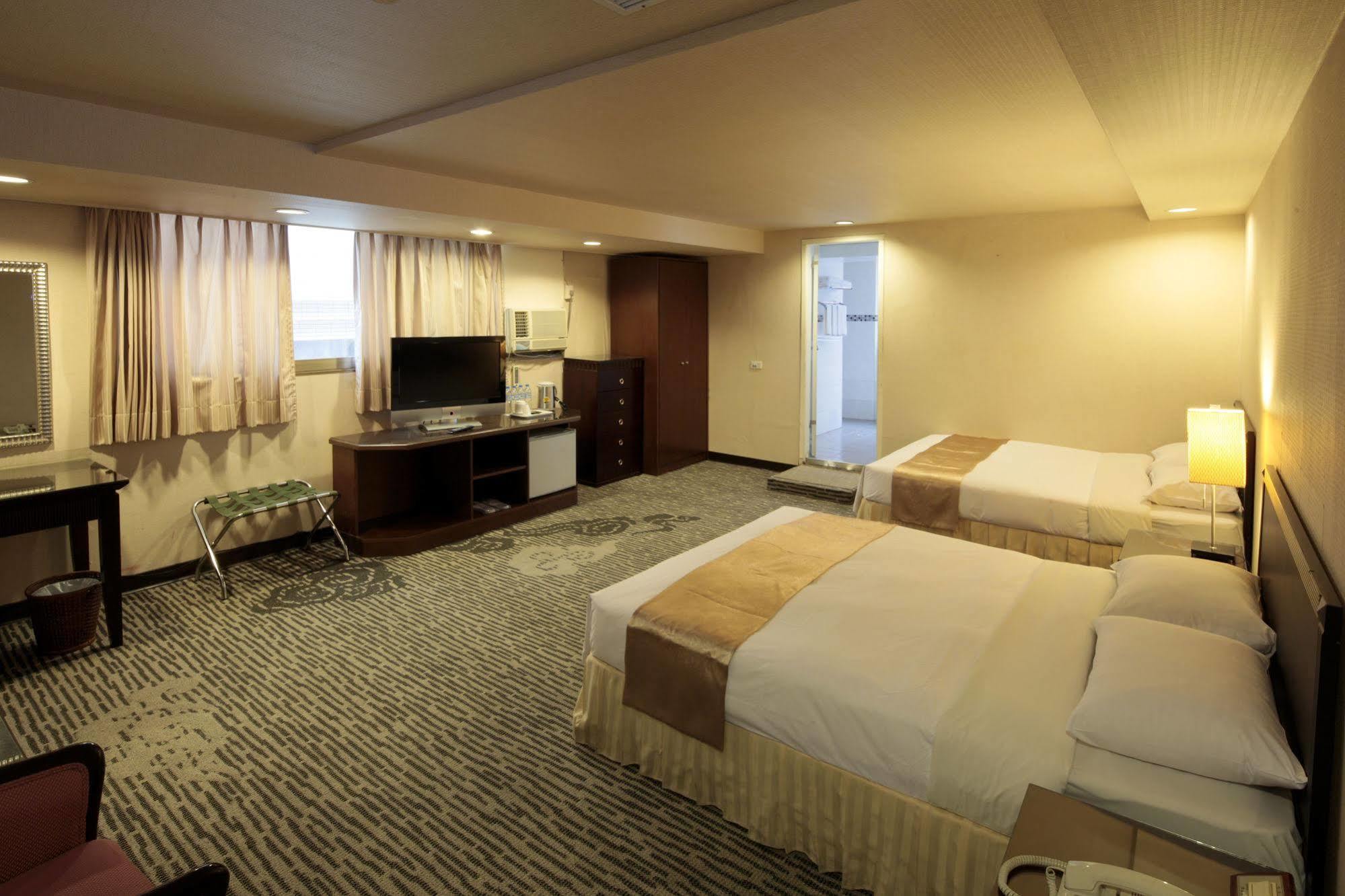 Lincoln Hotel 타이난 외부 사진